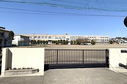 守山東中学校 1000ｍ(徒歩13分)