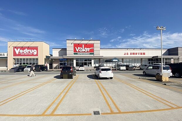 バロー(伝法寺店)(約1,300m)