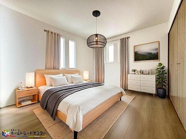 南向きの主寝室は採光も明るく風通し共に良好です。ダブルベッドのサイズのベッドを配置しても十分な広さを確保できる寝室です♪※こちらはCGなどで画像生成したイメージ画像となります。