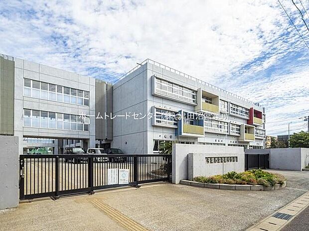 千葉市立花園中学校まで1400m 徒歩18分