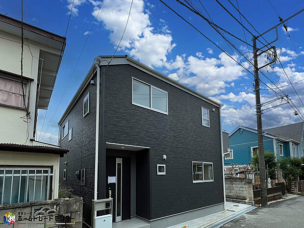 【≪現地外観写真≫】耐震性能に自信のある『飯田グループの家』！お客様を守る大切な住宅だからこそ、第3者の検査を受けて安心して住んでいただける住宅を建てております。その頑丈さを、ぜひ現地にてご体感くださいませ。