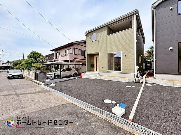 【前面道路含む現地写真】一戸建ての大きなメリットは、「自分の土地」を自由に使えること。好きなペットが飼えるほか、ガーデニングやＤＩＹ、車やバイクの手入れなど様々な趣味を楽しめます♪