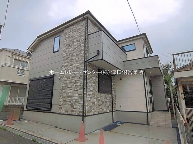 【現地外観写真】当物件のご案内につきましては、営業スタッフが丁寧に御対応します♪休日、お仕事帰りなど、ご都合に合わせていつでもご案内いたします♪周辺環境と併せて、実際に現地をご確認ください♪