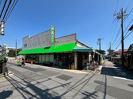 寺尾ストア咲が丘店 300ｍ(徒歩4分)