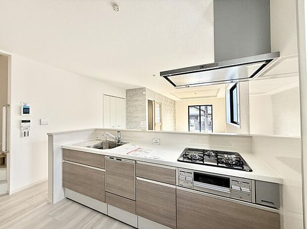 ■家族の絆を深める、温もりのあるキッチン