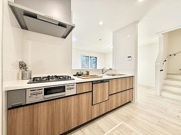 ■シンプルで美しく心地よい時間を生むキッチン空間