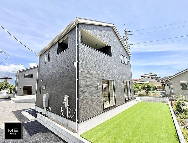 1号棟  ■広いお庭のあるあるお家でプライベート時間も充実します※芝生はCGです  