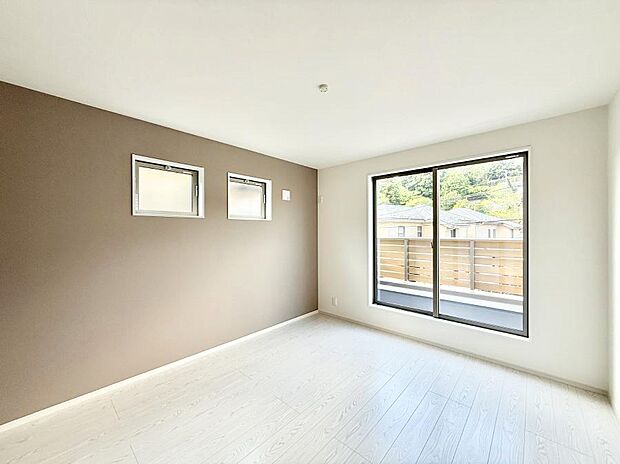 【洋室】■静かな洋室で読書や趣味に集中できる場所