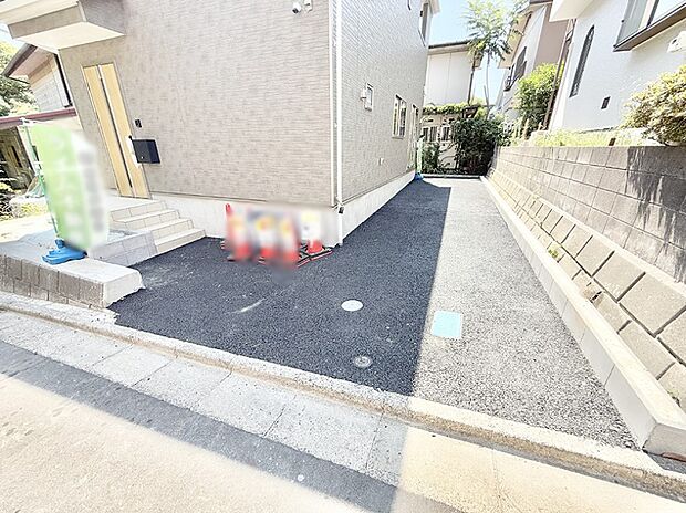 【駐車場】■快適な駐車スペースで安心