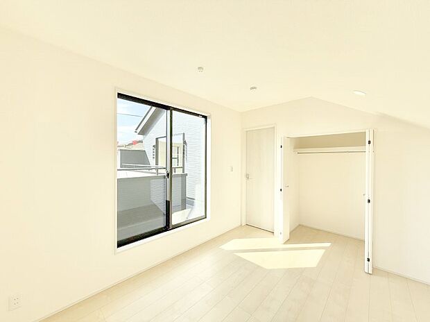 【子供部屋】■読書や趣味リモートワークなどさまざまな用途に対応できる柔軟さがあります