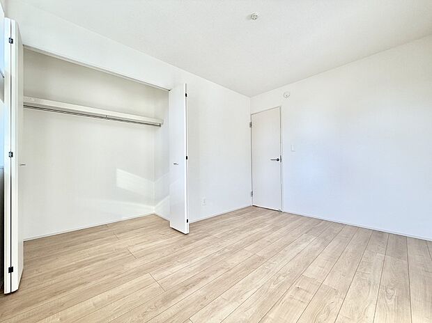 【子供部屋】■自分の好みに合わせたインテリアを整えやすく個性を反映できる場所です