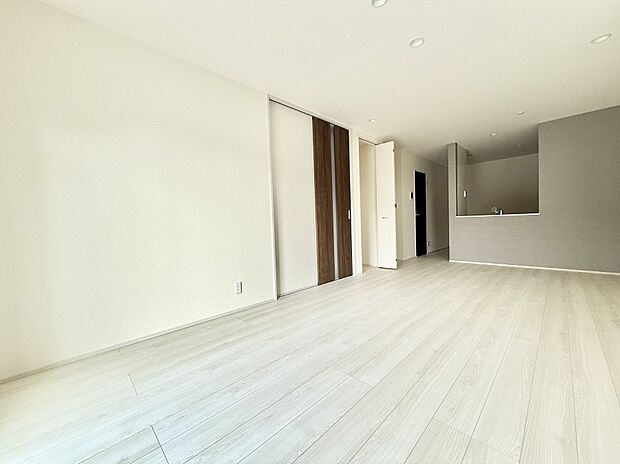 【リビングダイニング】■お気に入りの場所で、のんびりとした時間を