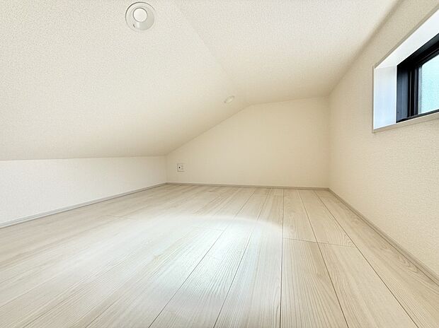 【その他内観】■+αのスペース!ロフト付き!