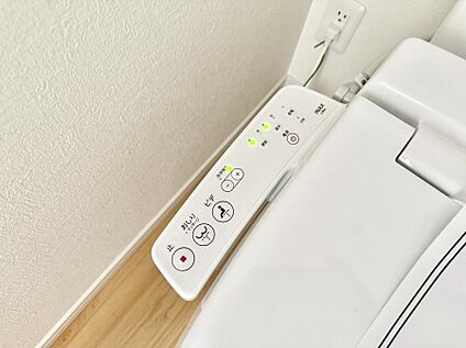 シャワートイレ