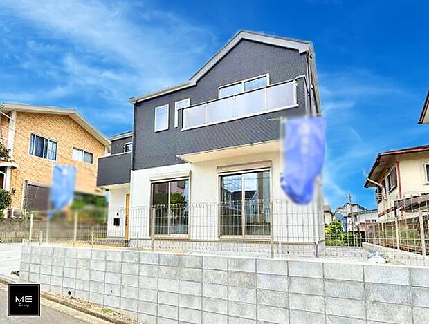 【現地外観写真】■暮らしを彩る充実した設備仕様が備わった住まい