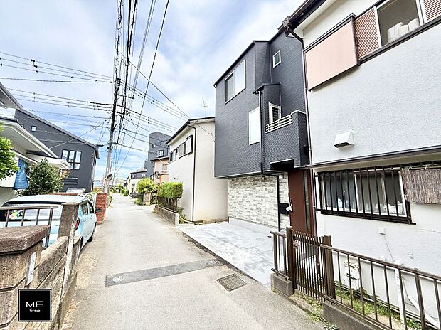 【前面道路含む現地写真】■新しい時代の息吹を感じる、心地よい環境