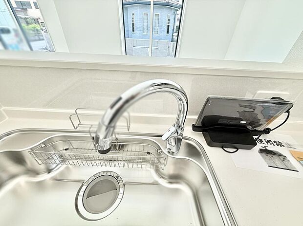 【浄水器】■清潔でおいしい水を手軽に供給してくれます