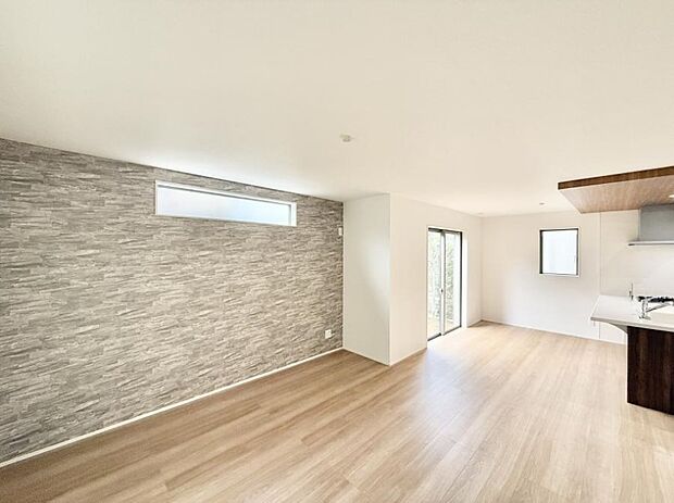 【リビング】■くつろぎと笑顔が集まる、心温まるリビング