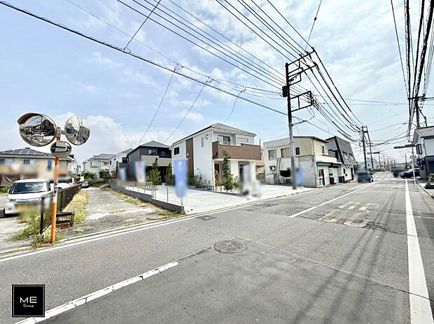 【前面道路含む現地写真】■家族とのお出かけが楽しくなる環境です