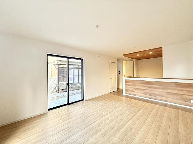 【リビング】■自然と会話が生まれる、心地よいひととき