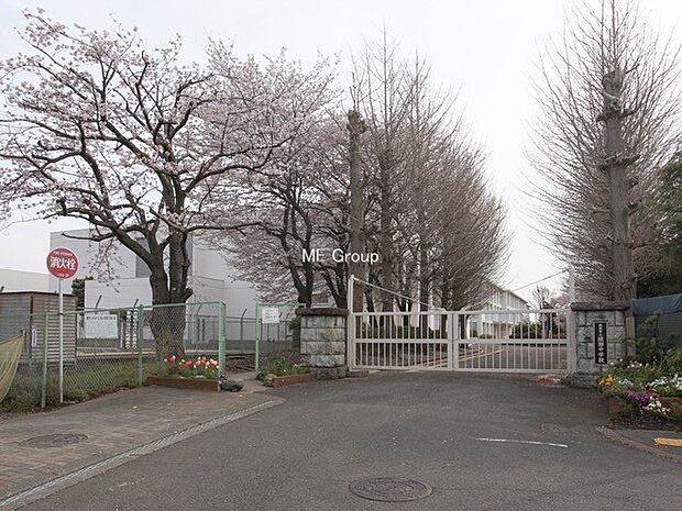 綾瀬市立綾瀬中学校(約1,730m・徒歩22分)