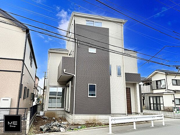 【現地外観写真】■家族みんなが笑顔で過ごせる、安心感のある住まい
