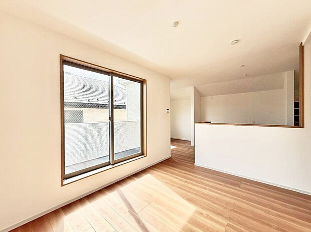 【リビングダイニング】■日常をちょっと特別にする、憩いの空間