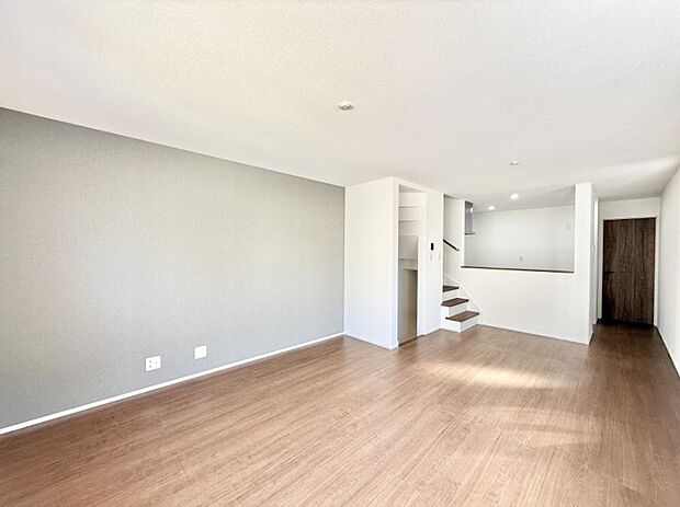 【リビング】■自然と会話が生まれる、心地よいひととき