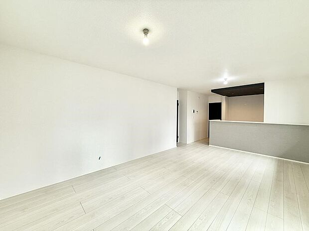 【ダイニング】■何気ない毎日を特別にする、癒しの空間