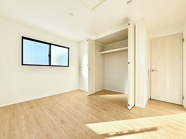 【洋室】■心地よい雰囲気が漂う落ち着いた空間