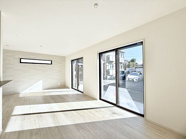 【ダイニング】■ふとした瞬間に幸せを感じる、心地よい場所