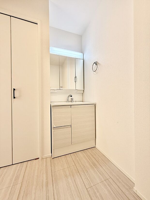 【洗面台・洗面所】■清潔感があり、気持ちよく使えます