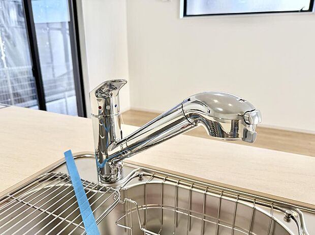 【浄水器】■清潔でおいしい水を手軽に供給してくれます