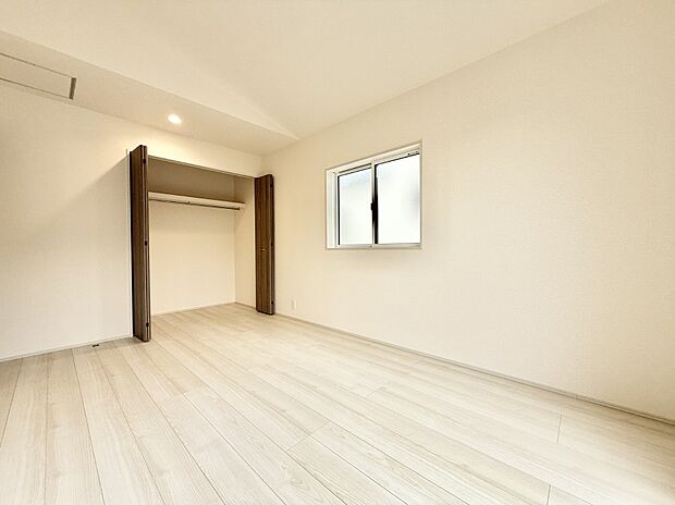 【子供部屋】■自分の好みに合わせたインテリアを整えやすく個性を反映できる場所です