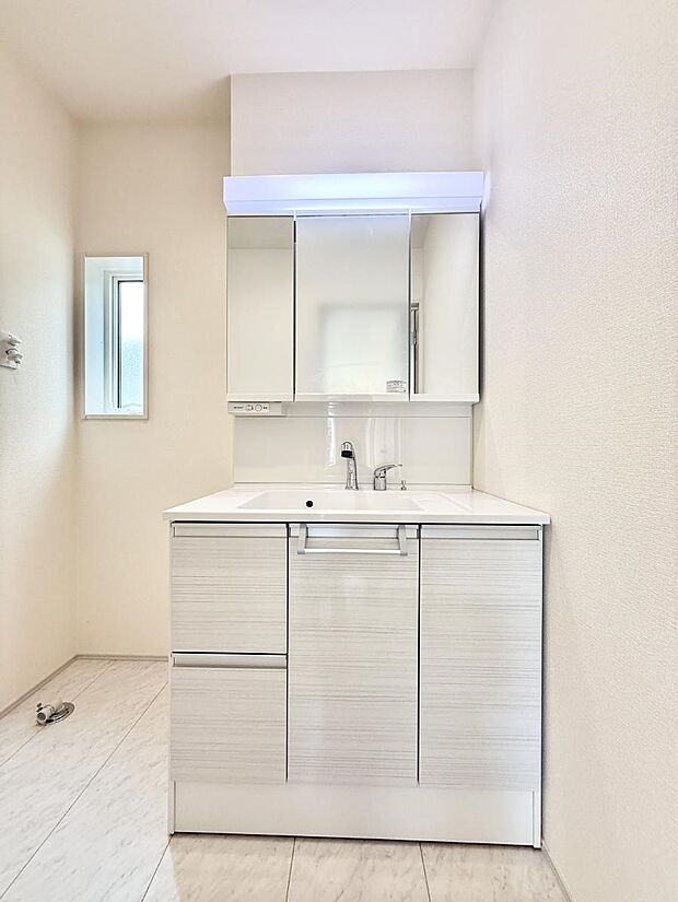 【洗面台・洗面所】■清潔感があり、気持ちよく使えます