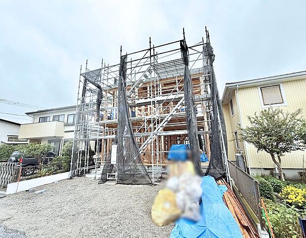 【現地外観写真】■新しい暮らしが始まる場所で、家族の絆を深める