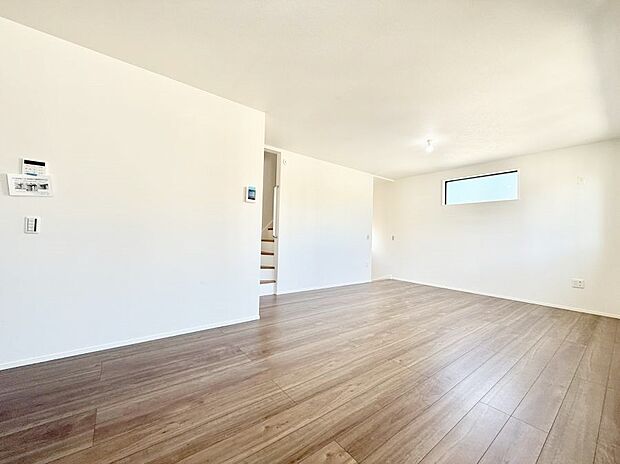 【ダイニング】■家族の笑顔があふれる、くつろぎの空間