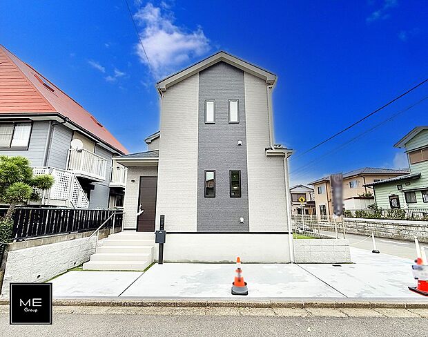 【現地外観写真】■家族みんなが笑顔で過ごせる、安心感のある住まい