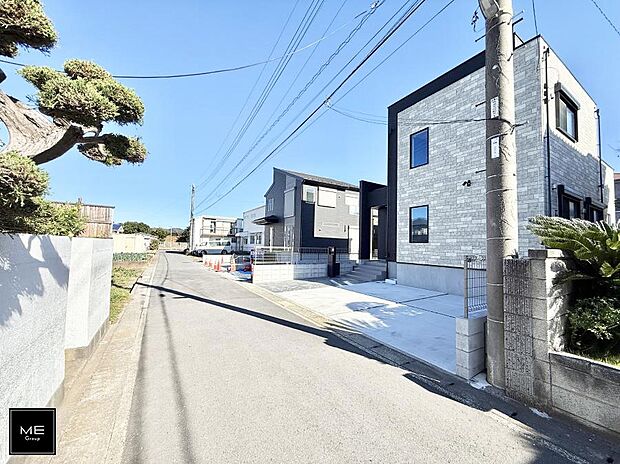 【前面道路含む現地写真】■家族とのお出かけが楽しくなる環境です