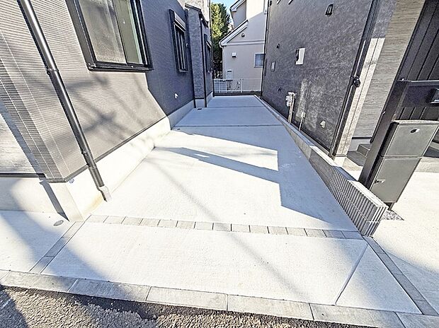 【駐車場】■毎日の駐車が快適に