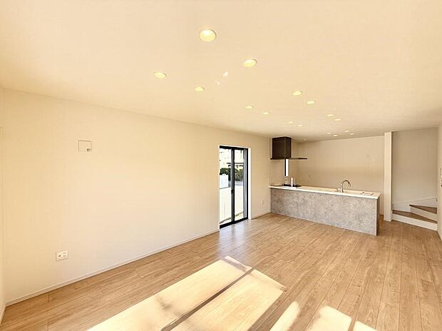 【リビング】■自然と会話が生まれる、心地よいひととき