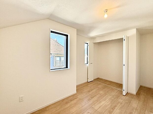 【洋室】■優雅で穏やかな時間が流れる空間