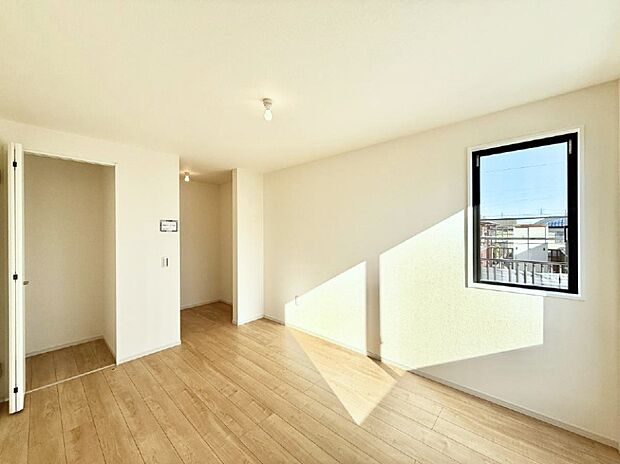 【子供部屋】■仕事や勉強のスペースに使うことで、集中しやすく静かな環境が整います