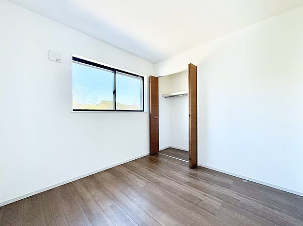 【子供部屋】■仕事や勉強のスペースに使うことで、集中しやすく静かな環境が整います