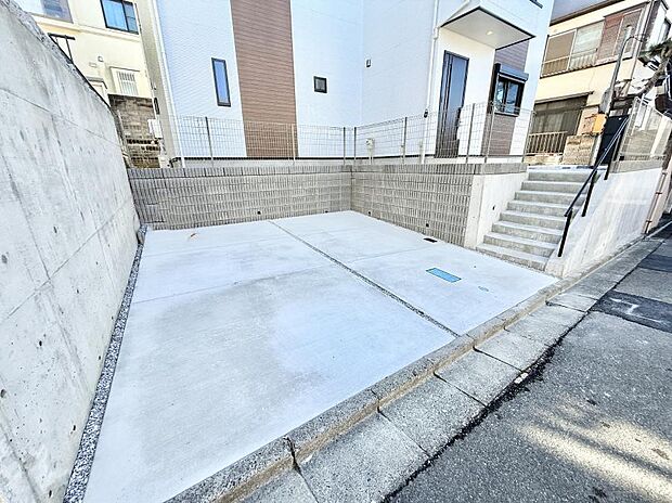 【駐車場】■カースペース有