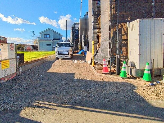 【前面道路含む現地写真】■新しい時代の息吹を感じる、心地よい環境