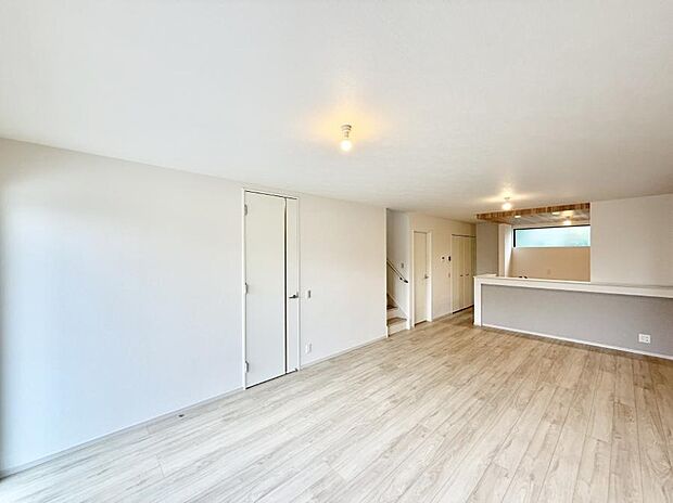 【ダイニング】■何気ない毎日を特別にする、癒しの空間