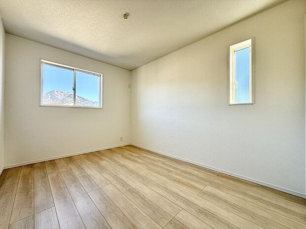 【子供部屋】■仕事や勉強のスペースに使うことで、集中しやすく静かな環境が整います