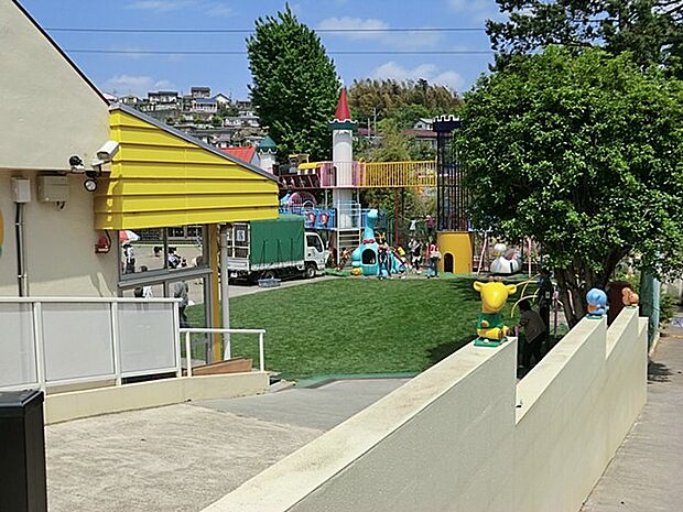 鶴川若竹幼稚園・鶴川若竹保育園(約1,000m・徒歩13分)