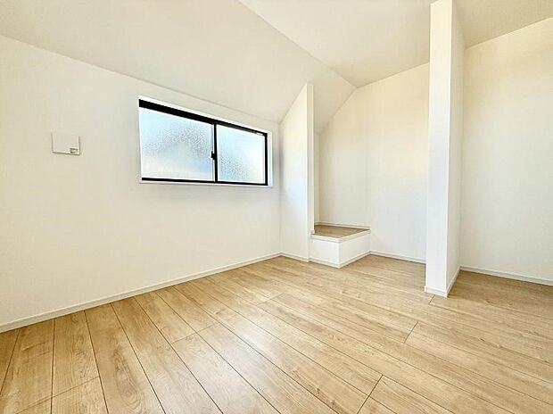 【子供部屋】■自分の好みに合わせたインテリアを整えやすく個性を反映できる場所です